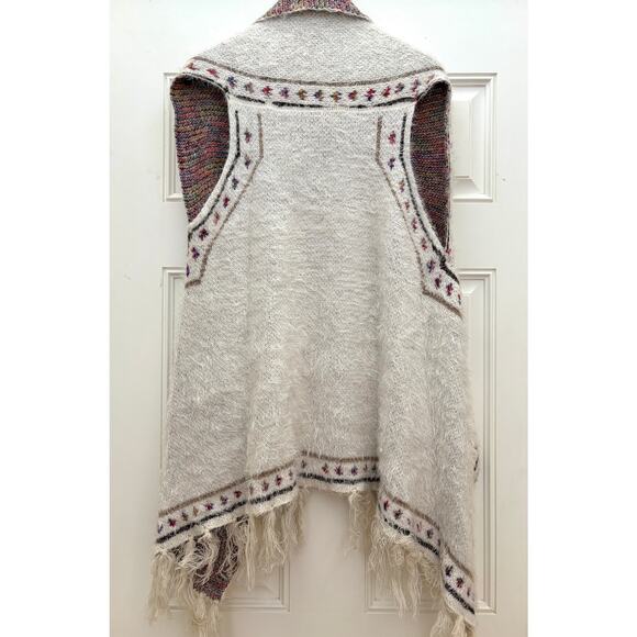 Cardigan Sleeveless Open Font Fringe Fuzzy Women’s One  Size. - Picture 2 of 7